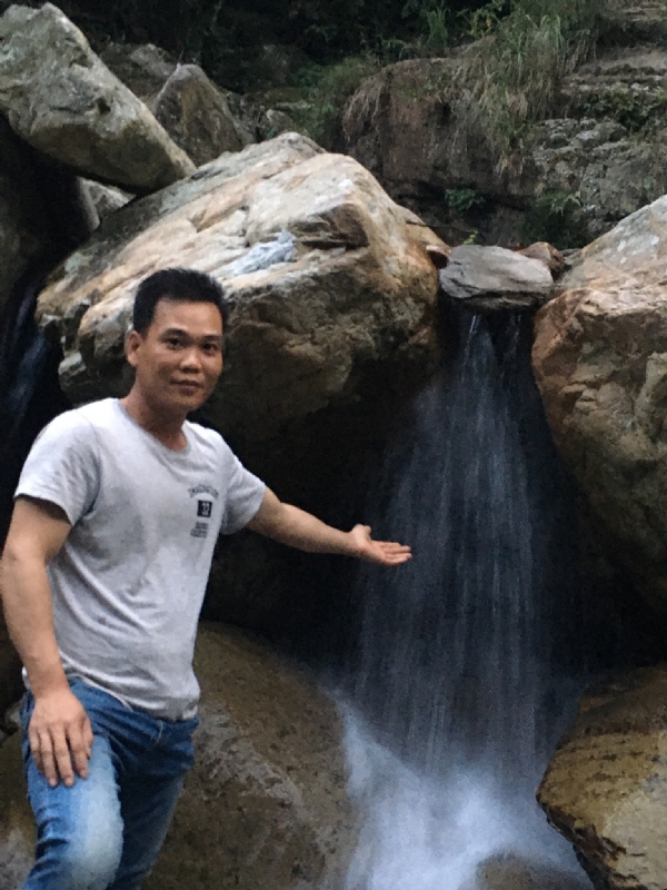 Luang少的第三张照片--上林中老年相亲网